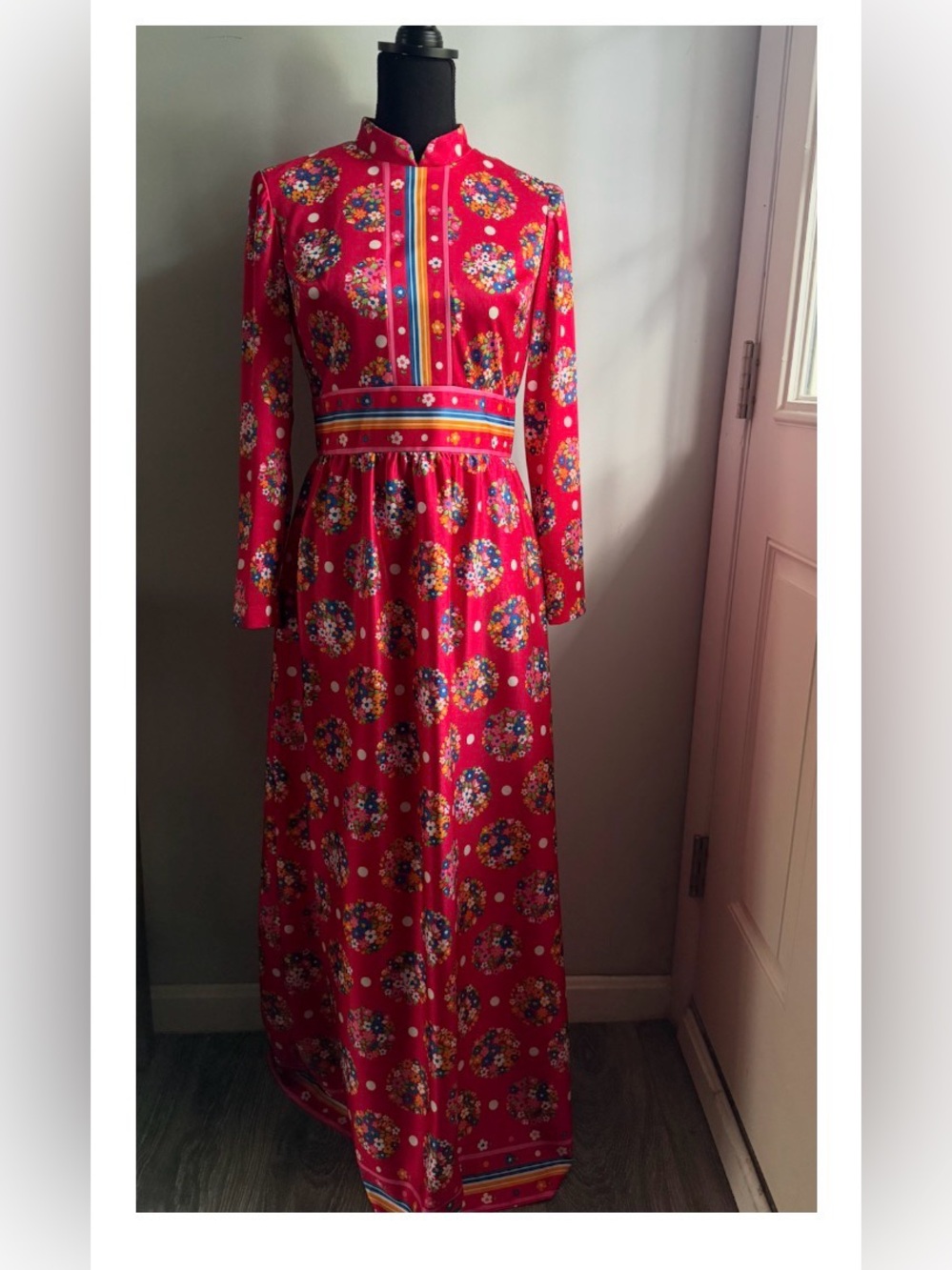 Vintage Floral Maxi Dress with Mandarin Collar